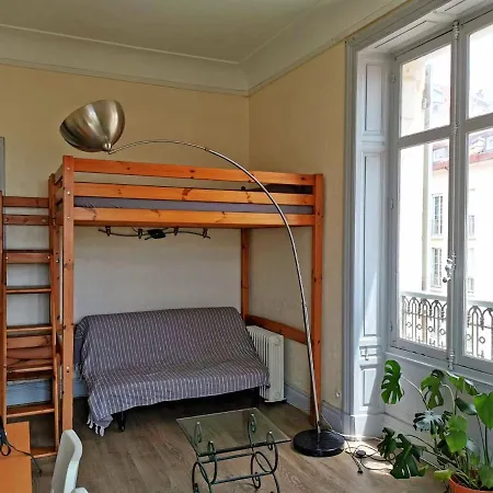 Studio Place Sainte-eugenie ביאריץ
